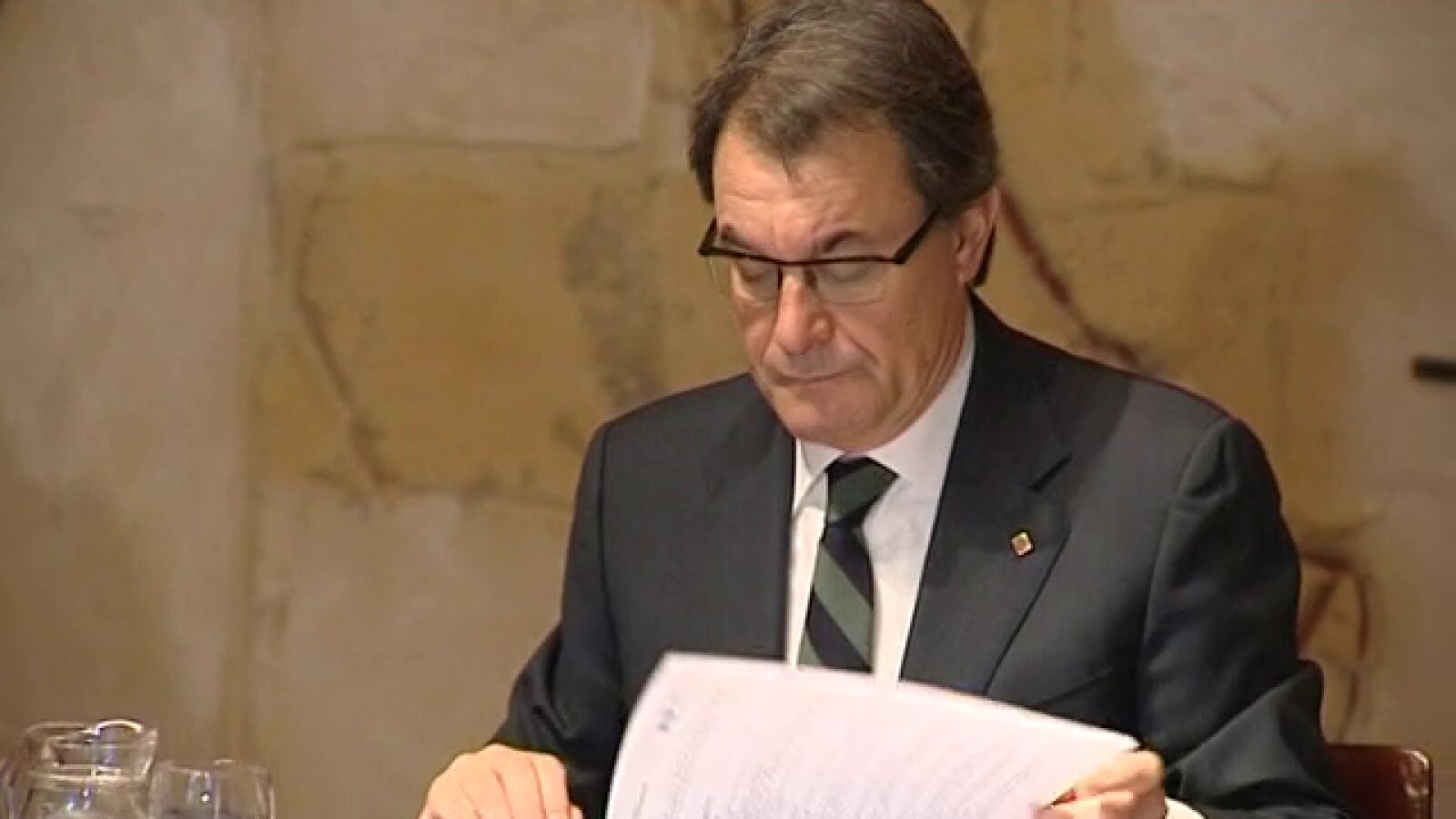 Los partidos catalanes analizan la declaración soberanista
