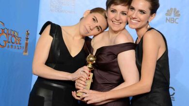 ‘Girls’ derrota a ‘Modern Family’ en los Globos de Oro