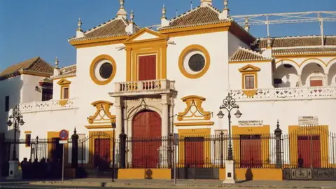 Maestranza de Sevilla Maestranza de Sevilla