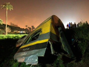 Tren descarrilado en Egipto