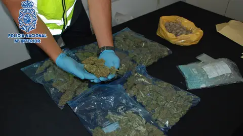 Desarticulada una red que traficaba con drogas Desarticulada una red que traficaba con drogas