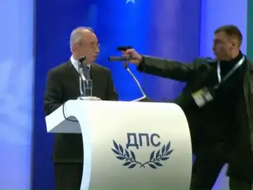 El líder del partido político de la minoría turca en Bulgaria, víctima de un atentado fallido contra su vida El líder del partido político de la minoría turca en Bulgaria, víctima de un atentado fallido contra su vida