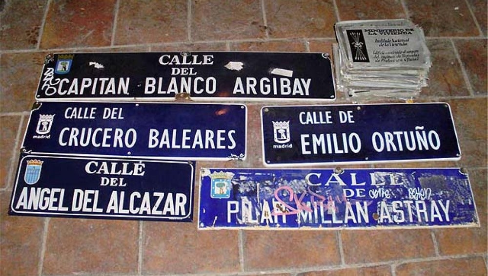 Placas robadas de calles