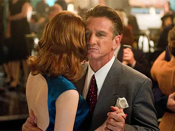 Sean Penn es 'Mickey Cohen' Sean Penn es 'Mickey Cohen'