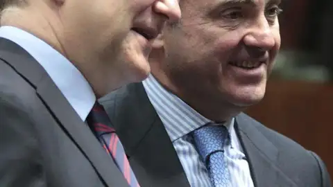 Luis de Guindos, y el vicepresidente económico de la Comisión Europea, Olli Rehn Luis de Guindos, y el vicepresidente económico de la Comisión Europea, Olli Rehn