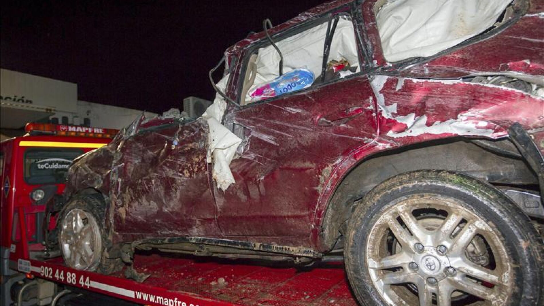 El veh&iacute;culo de 'El Juli' tras sufrir un accidente