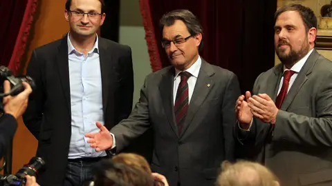 Mas acompañado de Junqueras y Herrera Mas acompañado de Junqueras y Herrera