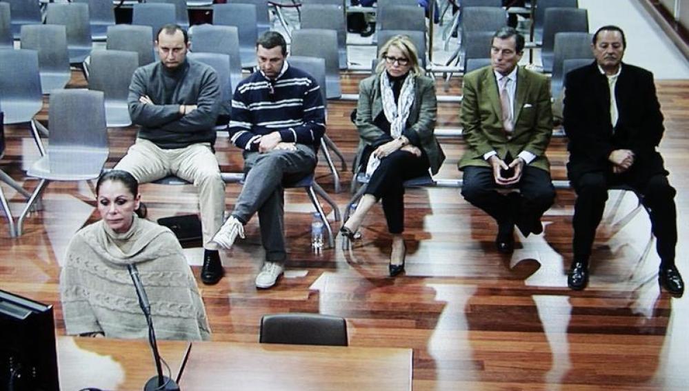 Fotografía tomada del monitor de la sala de prensa de la Audiencia de Málaga