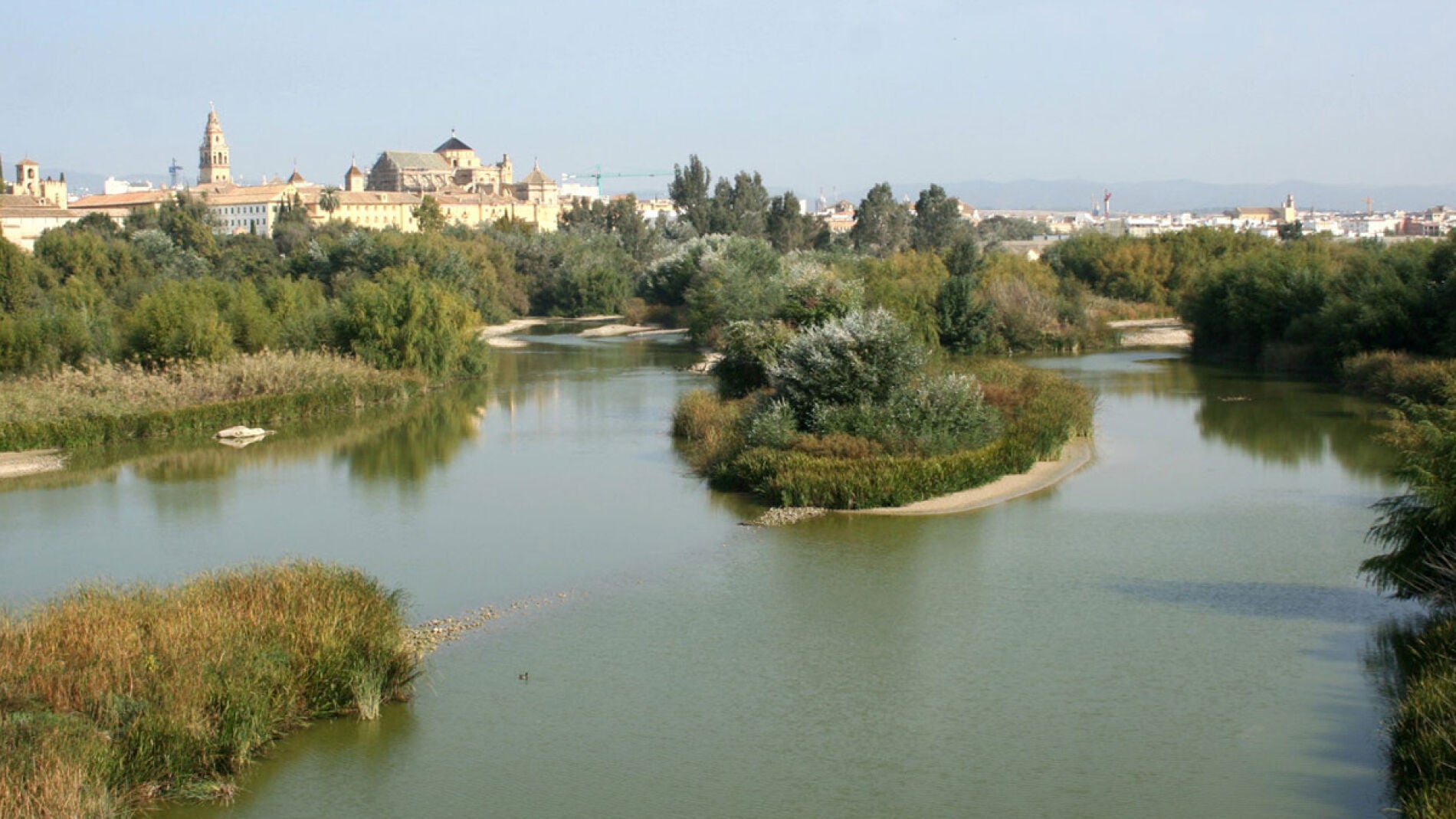 El r&iacute;o Guadalquivir, a su paso por C&oacute;rdoba