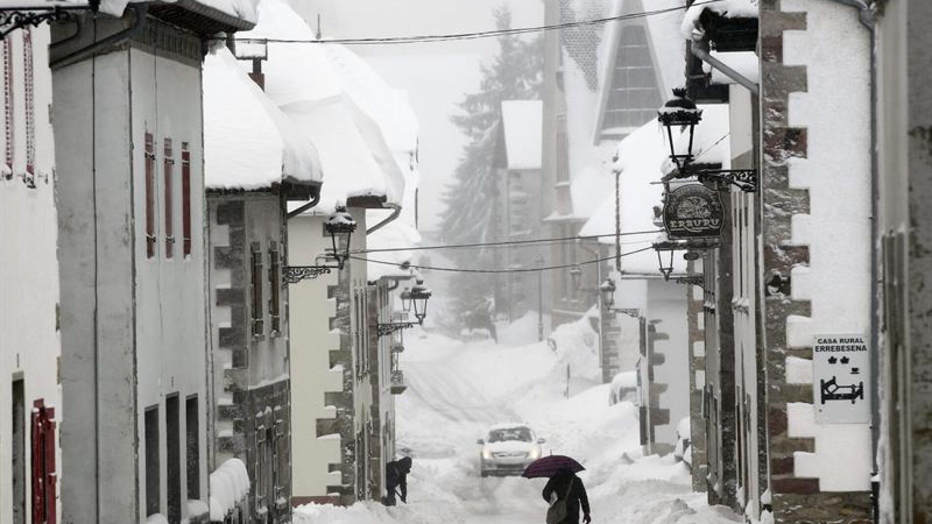 Nevadas en un pueblo de Navarra