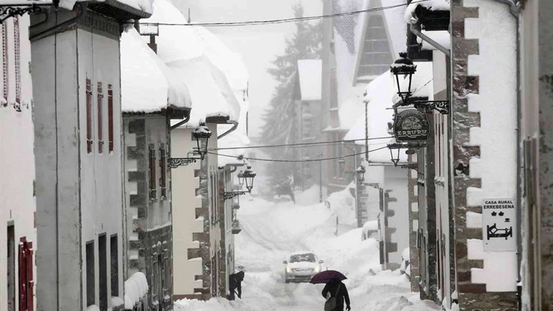 Nevadas en un pueblo de Navarra Nevadas en un pueblo de Navarra