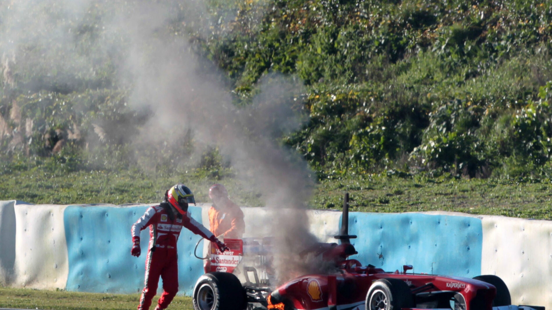 Aver&iacute;a en el Ferrari de De la Rosa