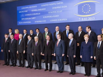 Fotografía de familia de los asistentes a la cumbre de Jefes de Estado y de Gobierno