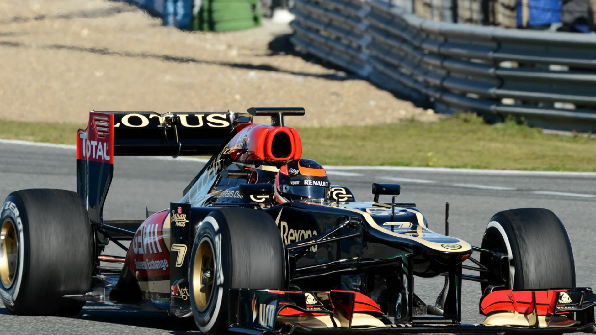 El E21 de Raikkonen en los test