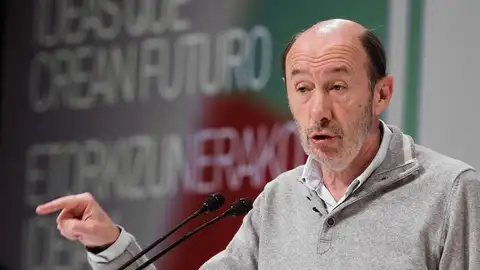 Rubalcaba en Bilbao. Rubalcaba en Bilbao.
