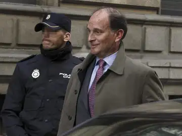 Jesús Sepúlveda, exmarido de la ministra de Sanidad, Ana Mato, a su llegada a la Audiencia Nacional Jesús Sepúlveda, exmarido de la ministra de Sanidad, Ana Mato, a su llegada a la Audiencia Nacional