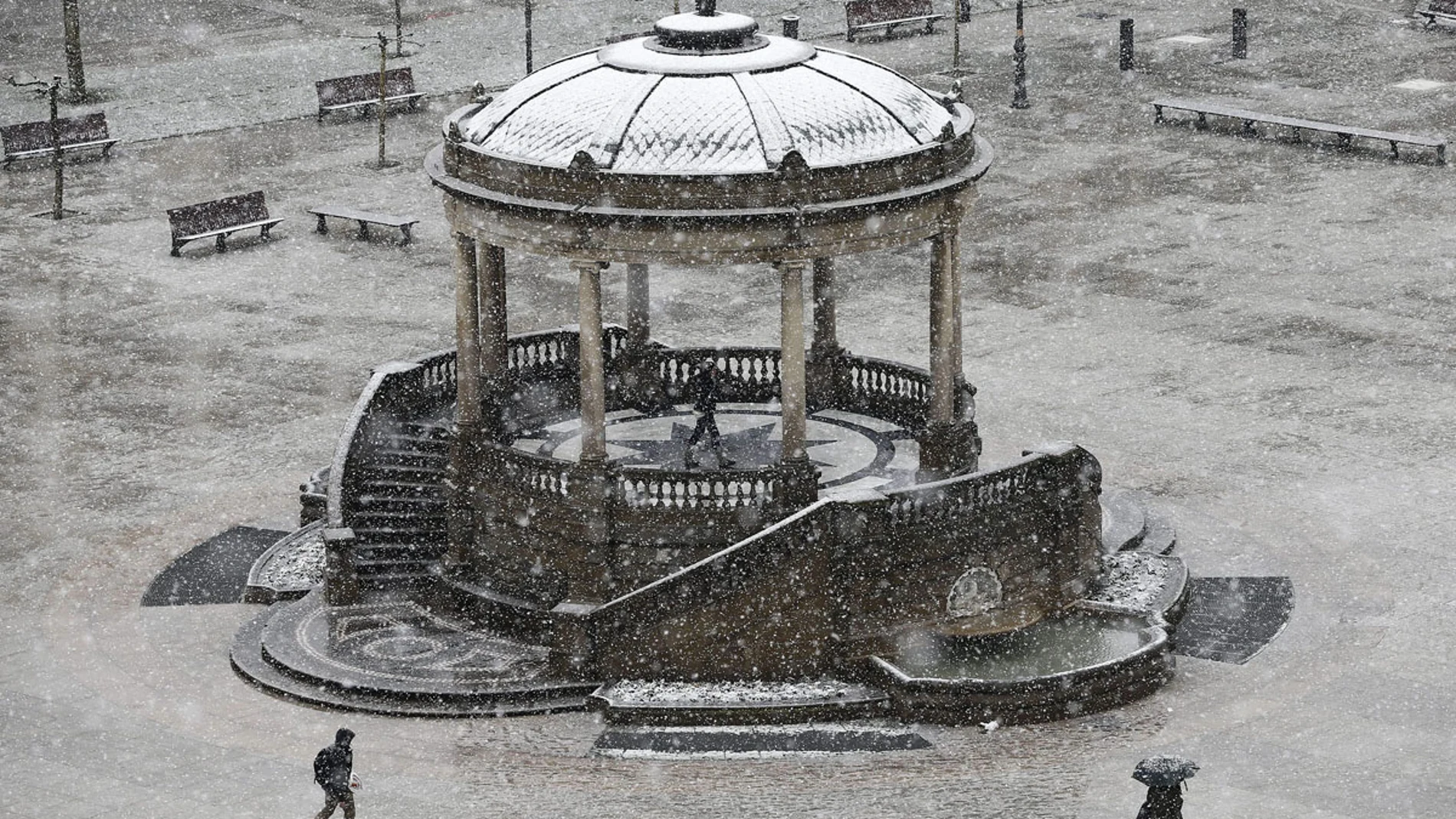 La Plaza del Castillo de Pamplona nevada La Plaza del Castillo de Pamplona nevada