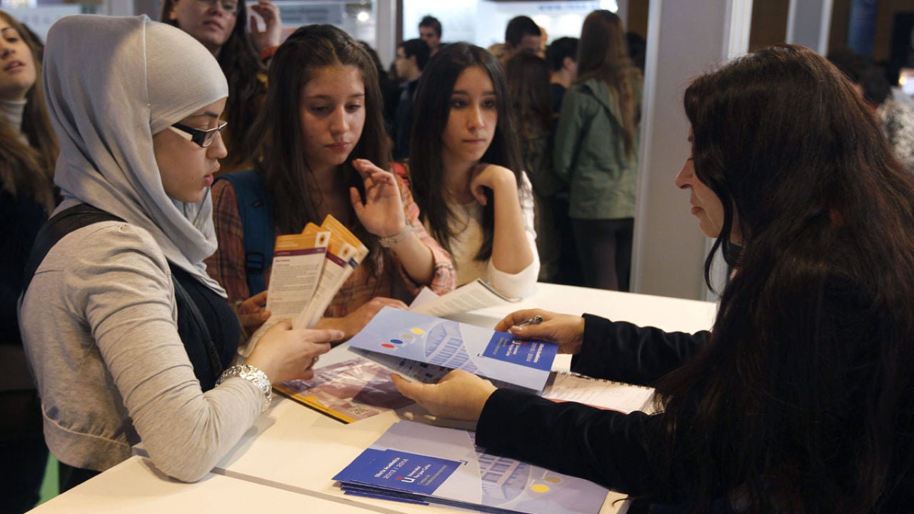 La Feria de Aula cierra sus puertas con los estudios en otros idiomas ...