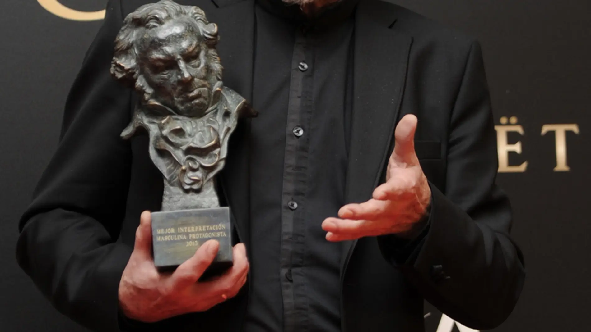 José Sacristán pse llevó el Goya al mejor actor or 'El muerto y ser feliz'