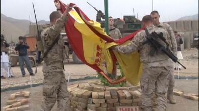 España inicia el repliegue en Afganistán con la entrega a las autoridades afganas de una base en Badghis