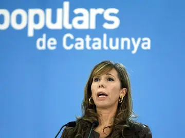 Camacho en la inauguración de la Escuela de Invierno del PPC Camacho en la inauguración de la Escuela de Invierno del PPC