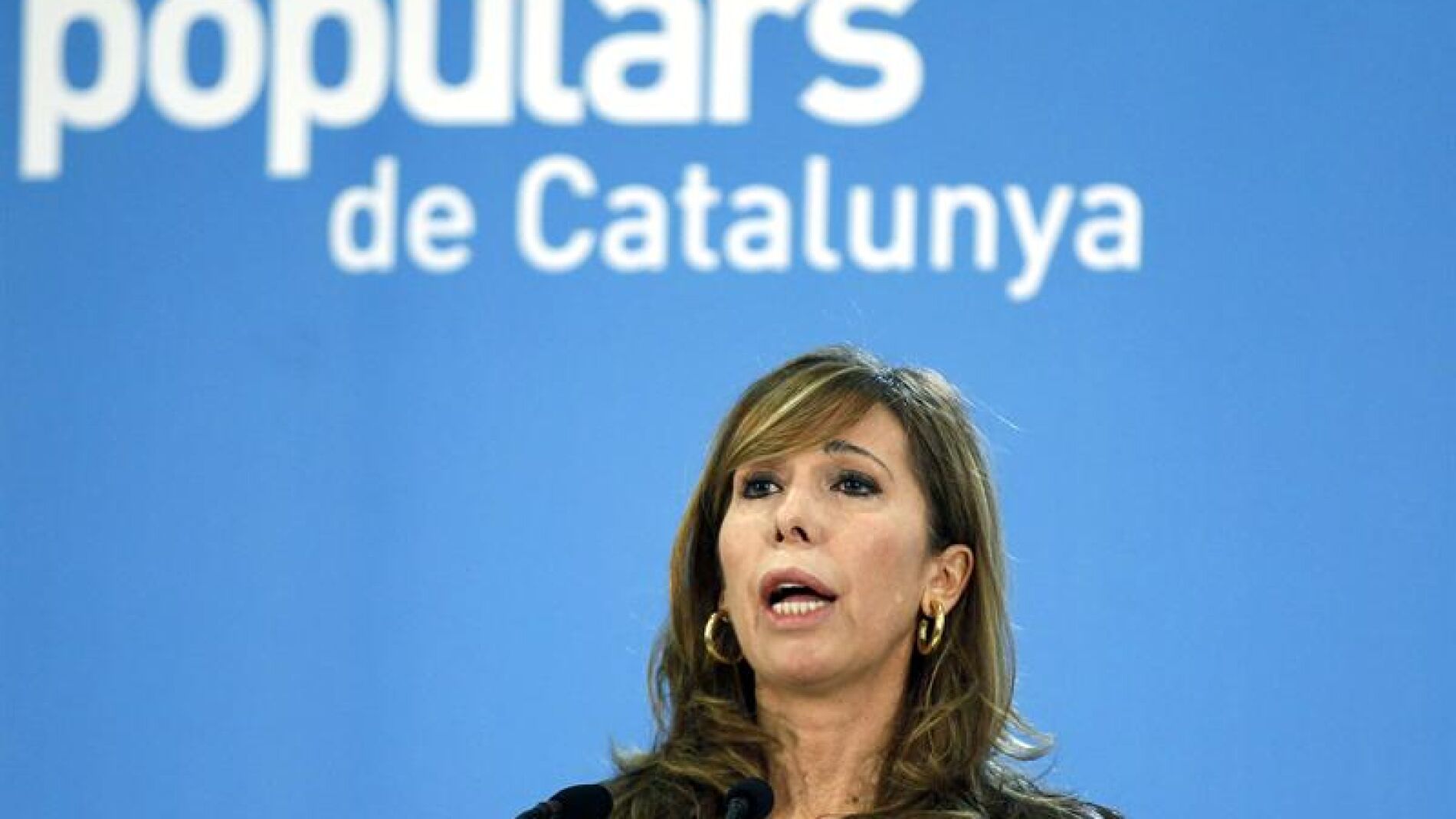 Camacho en la inauguraci&oacute;n de la Escuela de Invierno del PPC