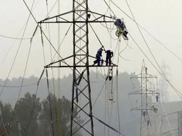 Imagen de archivo de una instalación eléctrica. Imagen de archivo de una instalación eléctrica.