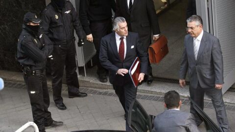 Luis B&aacute;rcenas abandona la Audiencia Nacional