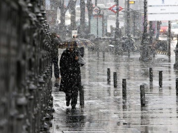 Nieva en el centro de Madrid