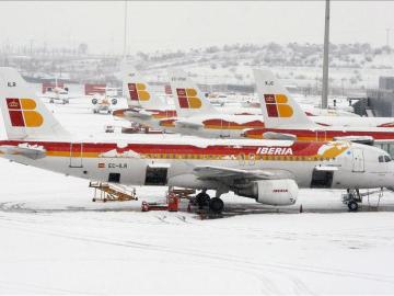 Barajas, cubierto de nieve