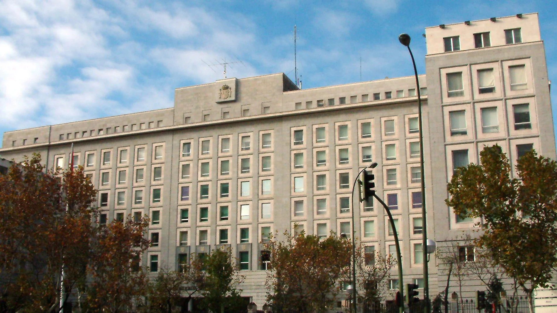 Fachada del Ministerio de Defensa en Madrid Fachada del Ministerio de Defensa en Madrid
