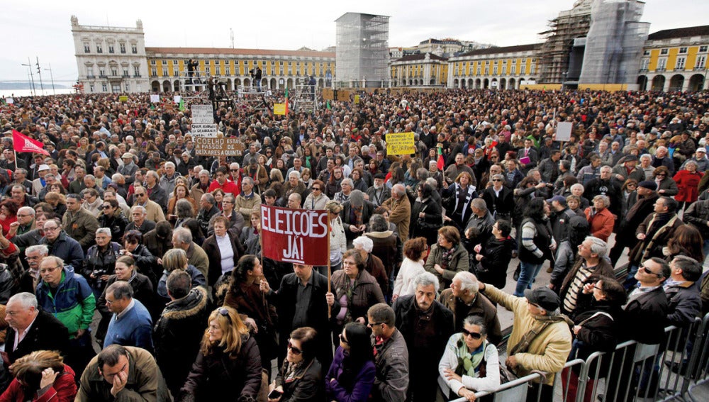 Masivas manifestaciones en Portugal