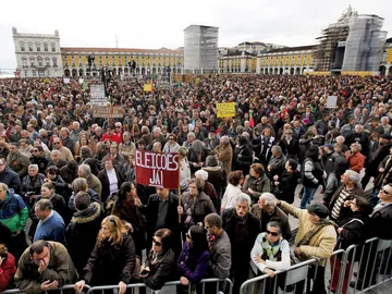 Masivas manifestaciones en Portugal Masivas manifestaciones en Portugal