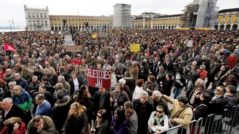 Masivas manifestaciones en Portugal Masivas manifestaciones en Portugal