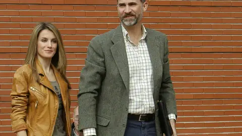 Don Felipe y Doña Letizia llegan a la clínica La Milagrosa Don Felipe y Doña Letizia llegan a la clínica La Milagrosa