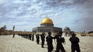 Doce heridos al irrumpir la policía israelí en la Explanada de las Mezquitas en Jerusalén