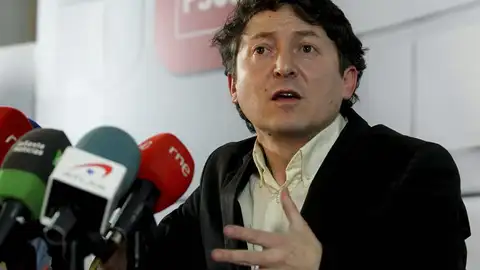 Folgueral anuncia que deja el PSOE Folgueral anuncia que deja el PSOE