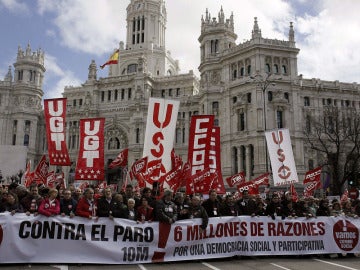 Manifestación en Madrid convocada por la cumbre social