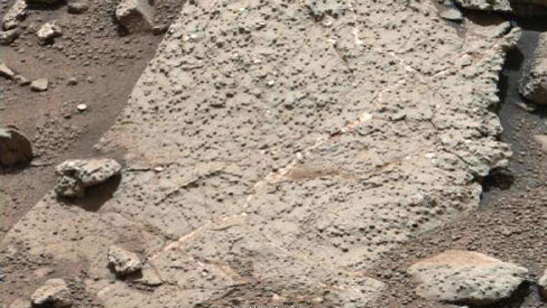 Rocas examinadas en la Bah&iacute;a Yellowknife, en el cr&aacute;ter Gale