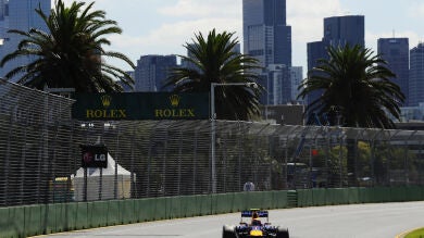 Vettel destapa el tarro de las esencias del RB9 en los Libres 2 con Alonso sexto