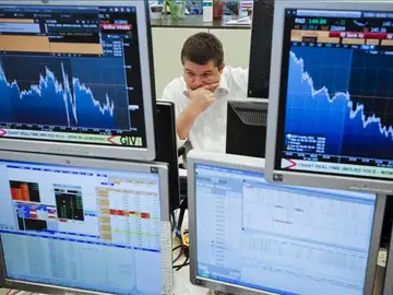 Analista económico. Analista económico.