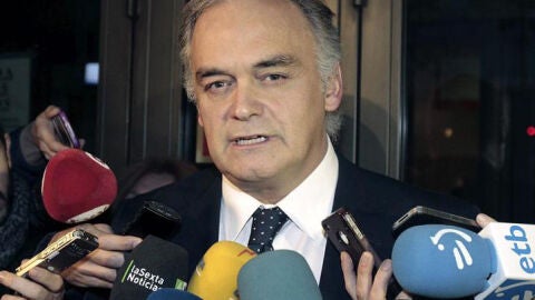 El vicesecretario general del PP, Esteban Gonz&aacute;lez Pons a la salida del juzgado
