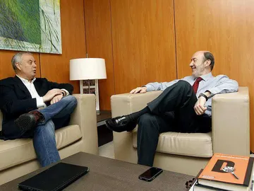 Reunión de Rubalcaba y Pachi Vázquez Reunión de Rubalcaba y Pachi Vázquez