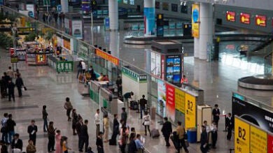 Un dron no autorizado afecta a más de 200 vuelos en un aeropuerto chino