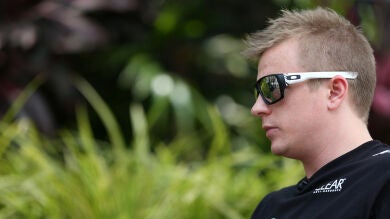 Raikkonen reconoce que tiene dos ofertas para 2014