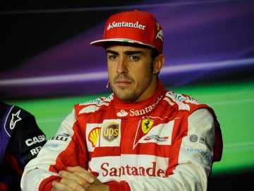 Alonso, en rueda de prensa en Malasia