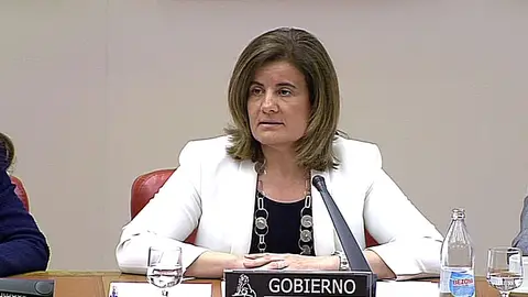 Fátima Báñez en la Comisión de Empleo Fátima Báñez en la Comisión de Empleo
