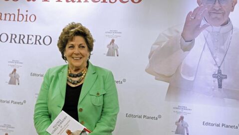 Paloma G&oacute;mez Borrero prenseta De Benedicto a Francisco: el c&oacute;nclave del cambio'