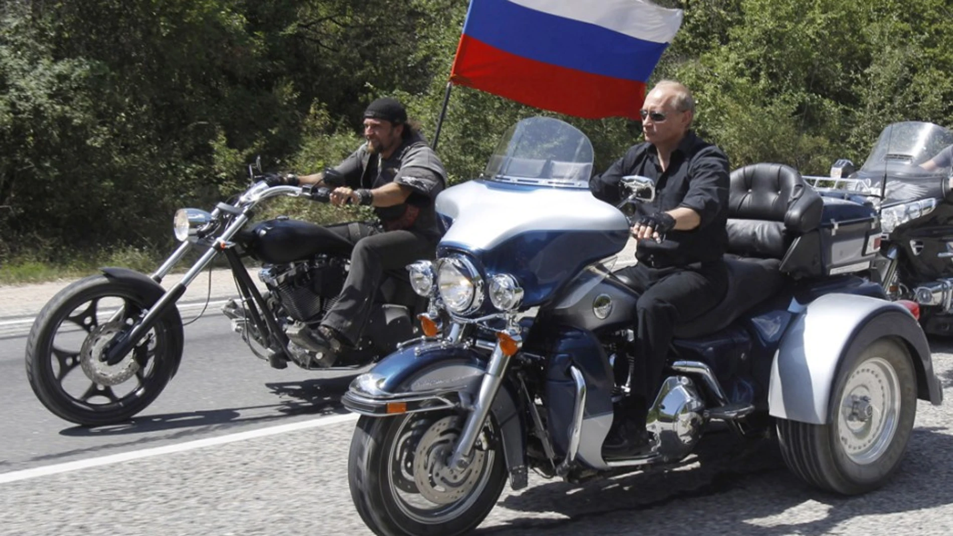Putin y el líder de los Night Wolves Putin y el líder de los Night Wolves