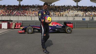 Webber sale último en China por no llevar en Q2 el litro de gasolina requerido por la FIA